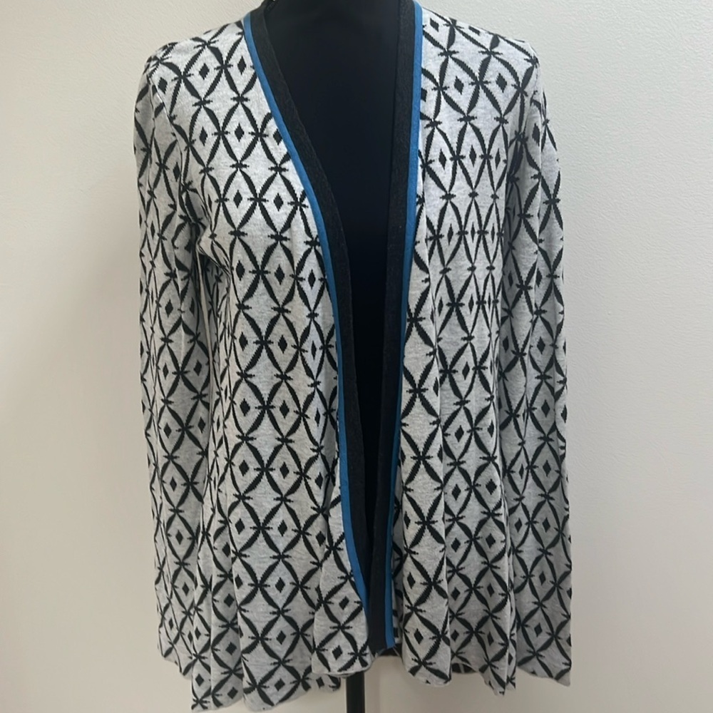 Belldini cardigan gray geometric‎ pattern sz M medium